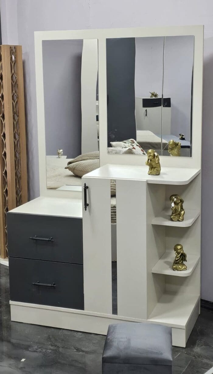 Chambre A coucher 6Battants 4pieces – Image 3